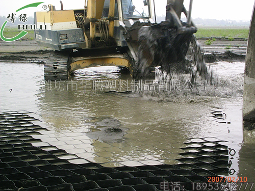 土工格室、土工格柵及土工布的加筋機理比較